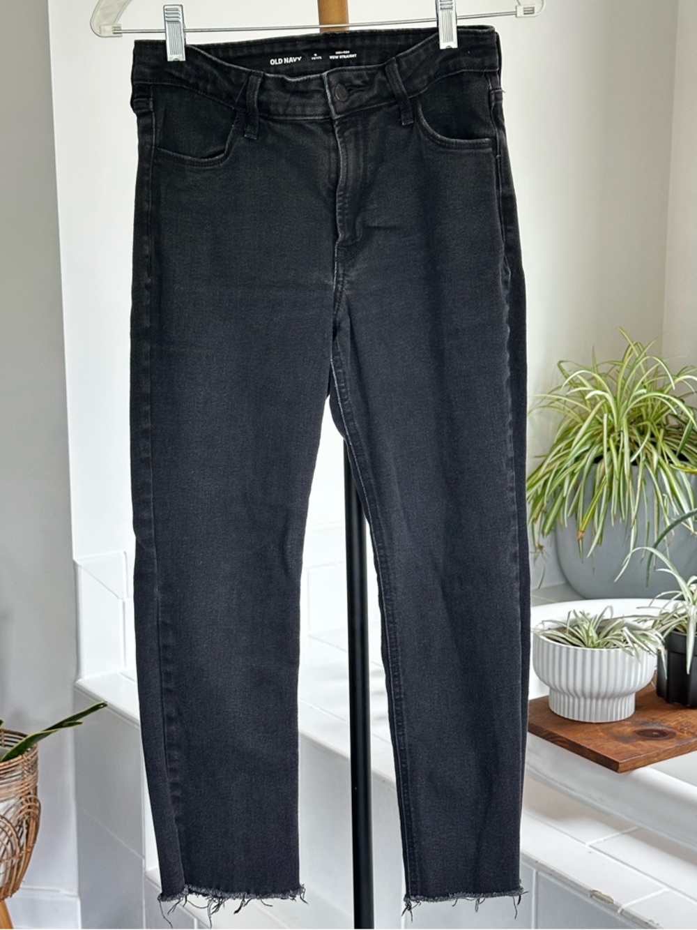 Old Navy Black High-Rise Wow Straight Jeans